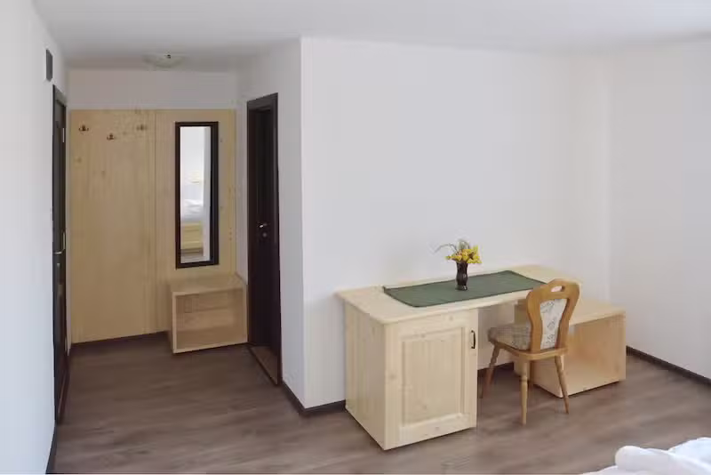 Pensiunea Sura Sasilor – Sachsen Scheune