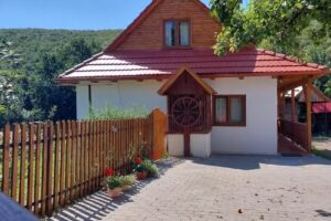 Pensiunea Tulipános