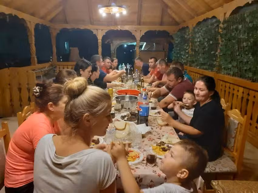 PENSIUNEA ZBONA GIULESTI