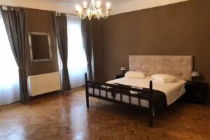 Poet Pastior Residence