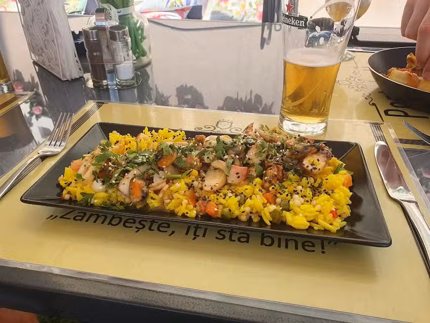 Portobella Restaurant & Piscina & Lounge & Boutique Hotel