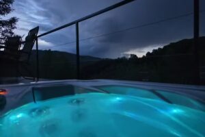 PurpleVague – Cazare Premium De Tip Bungalow, La Munte