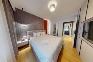 Quiet Luxury Home – home & office & charging