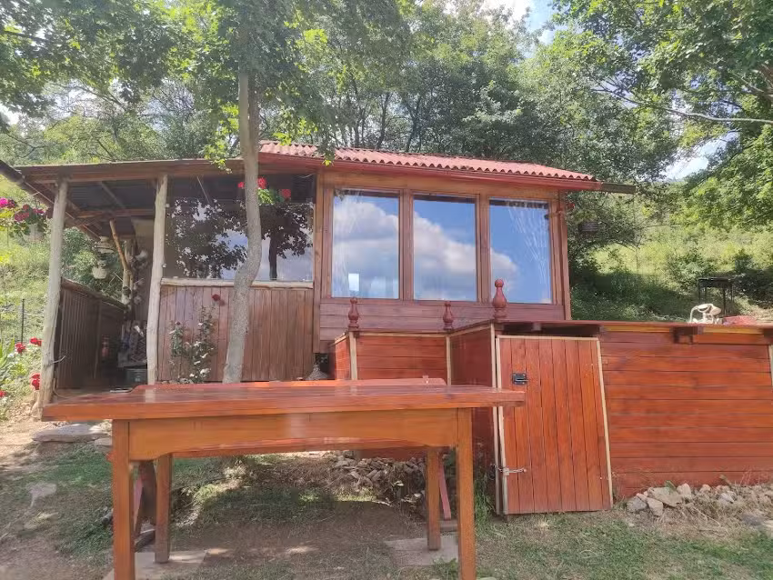 Remote Tiny House Retreat