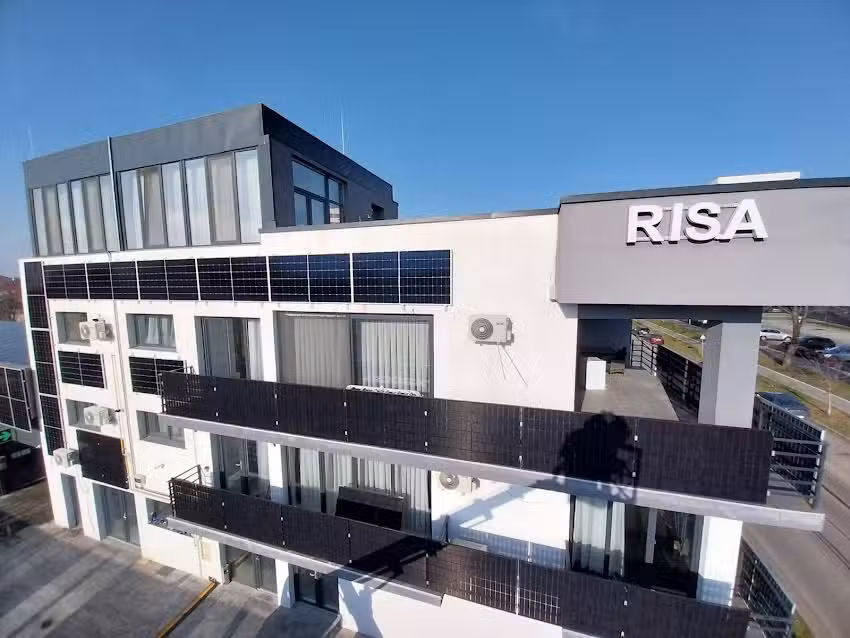 Risa Apartments