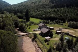 Riverside Cabins Ghelinta