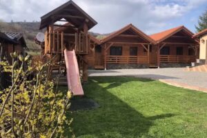 Riverside Woodhouses