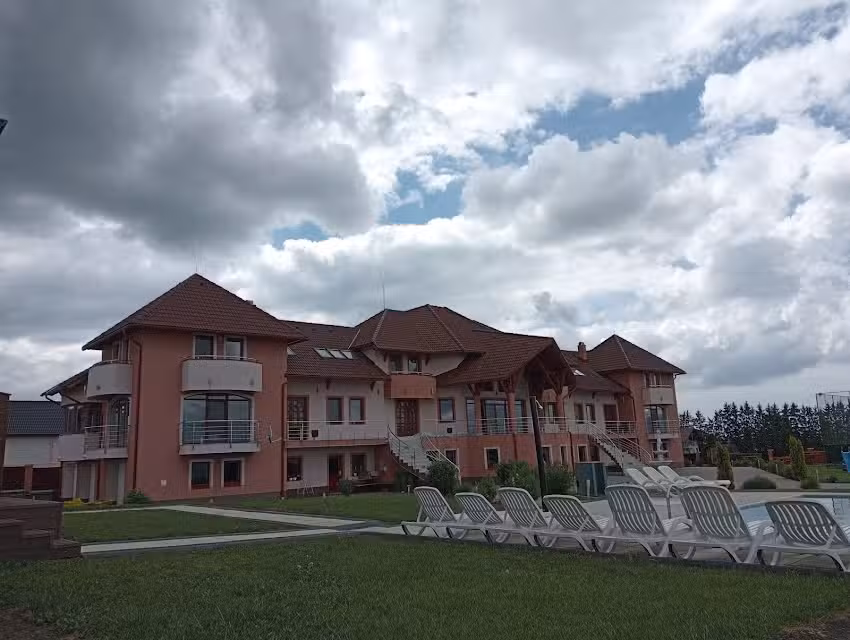 Sanderson Apartments