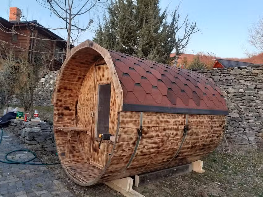 Sauna si ciubăr de baie