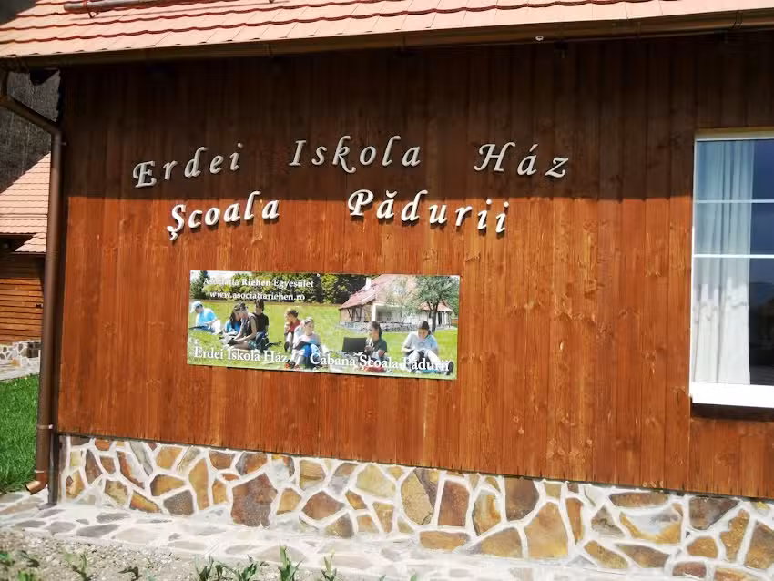 Școala Pădurii din Potiond