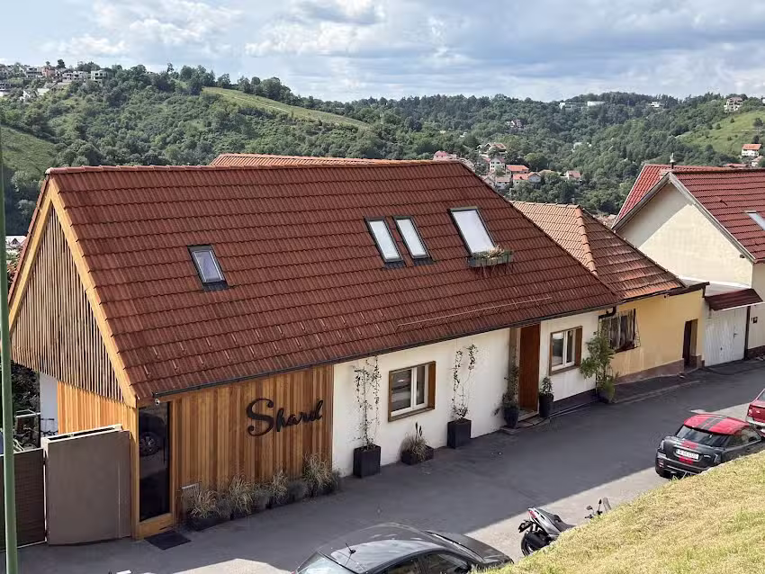 SHARD Boutique Hotel