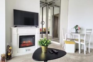 Stylish City Escape, Fireplace, Sunset Views