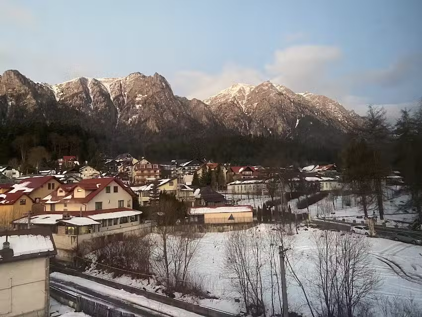 Suru Hotel & Restaurant Bușteni