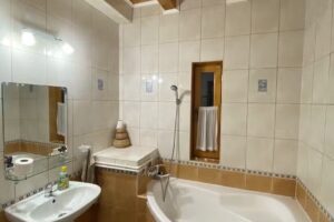 Szőlőmáli Kulcsosház Korond