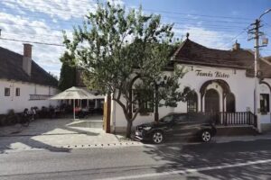 TB Tamas Bistro