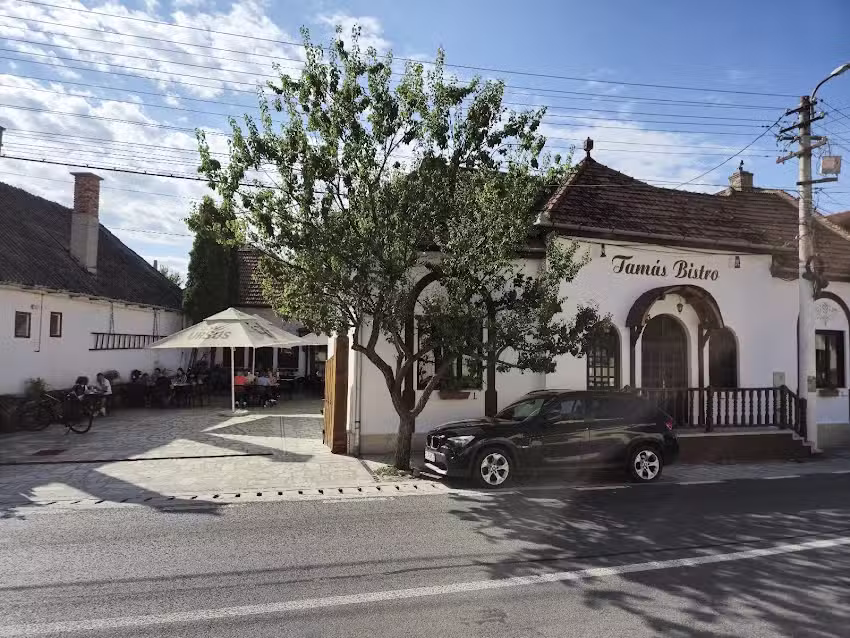 TB Tamas Bistro