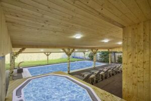 Therme Airport Resort