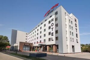 Vienna House Easy by Wyndham Airport Bucharest