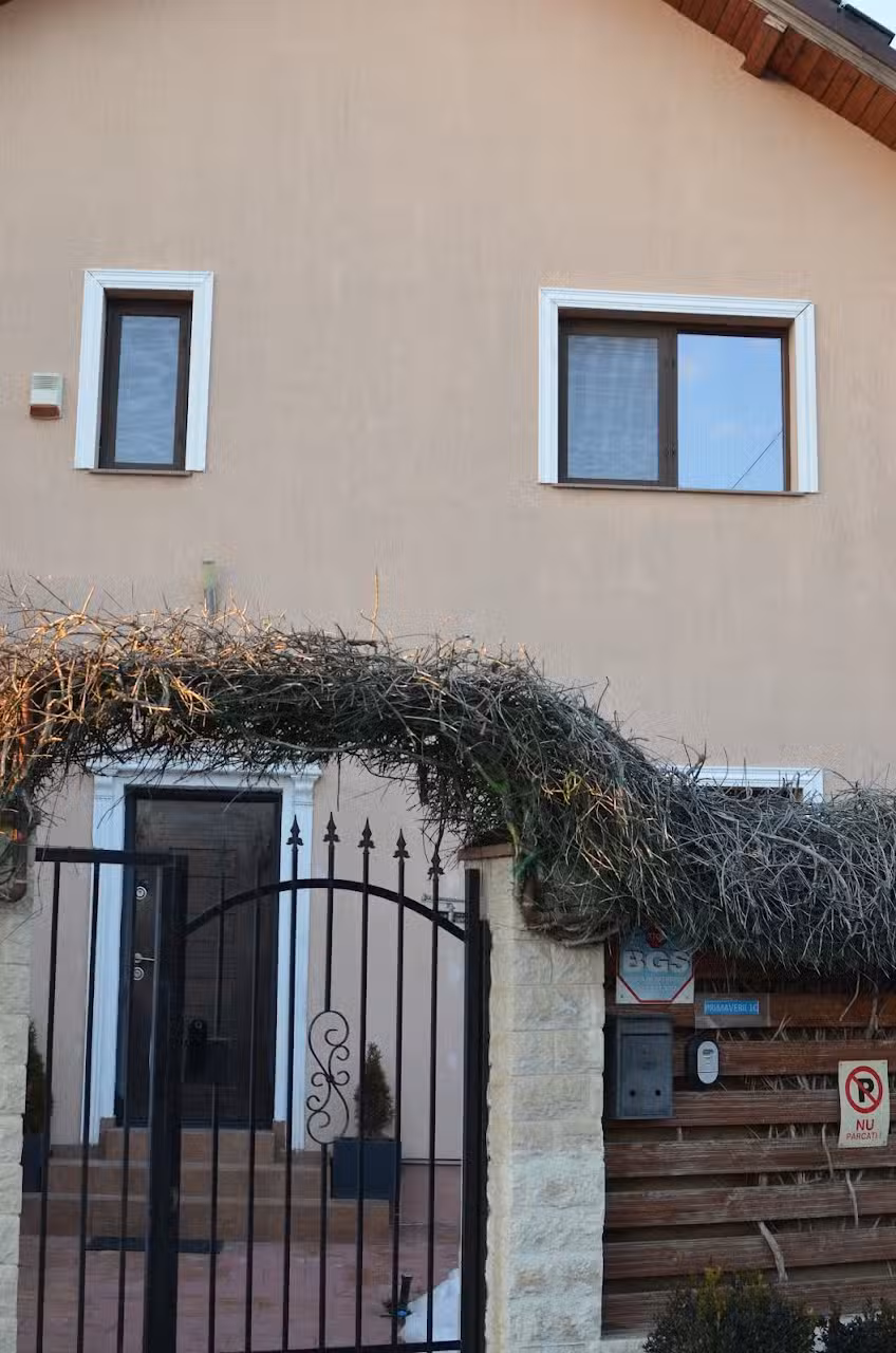 Vila cu trandafiri – Cozy Apartments