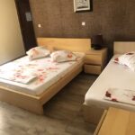 Vila Rafael și Robert