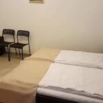 Vis A Vis Studio -cazare in regim hotelier in studiouri self catering cu baie proprie