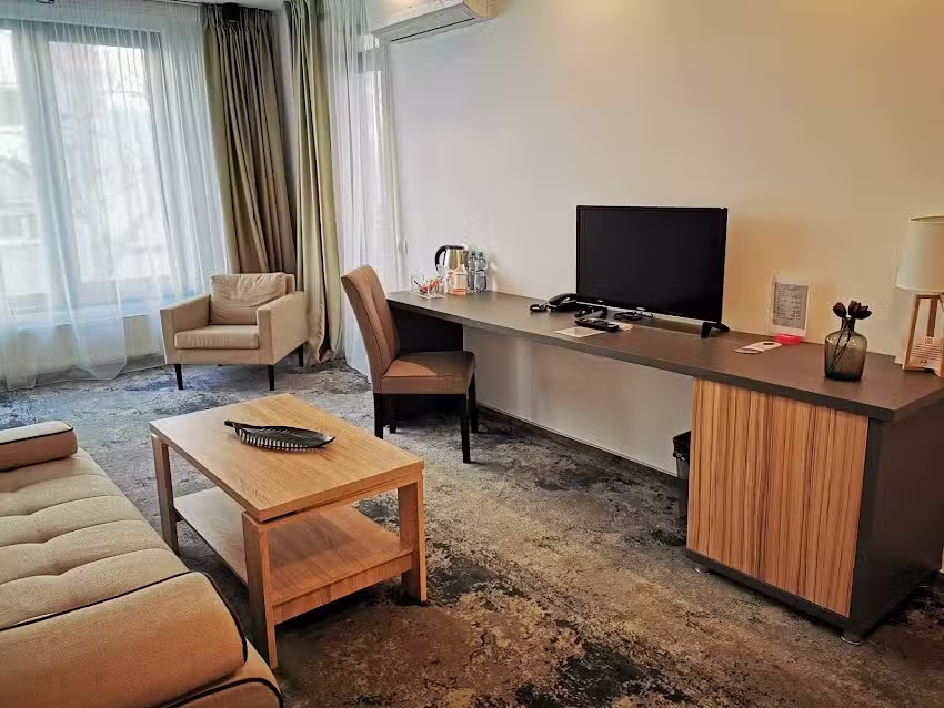 YMY Boutique Residence